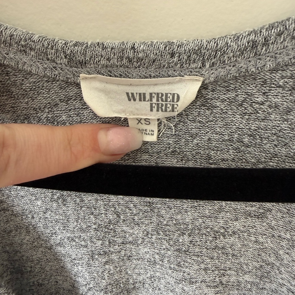 25.| Aritzia | Wilfred Free | Grey Yasmin Dress - Picture 3 of 6